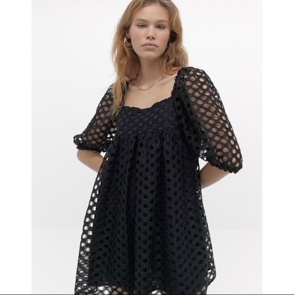 Kimchi Blue Dresses & Skirts - Kimchi Blue Moe Dot puff sleeve dress babydoll